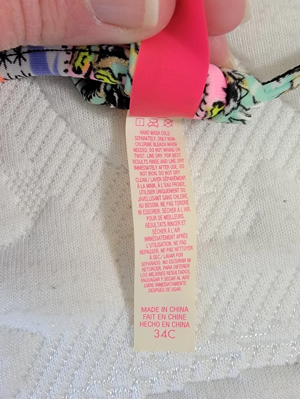 Victoria's Secret Fabulous underwire bikini top multi-colored Geometric Size 34C - Picture 9 of 9